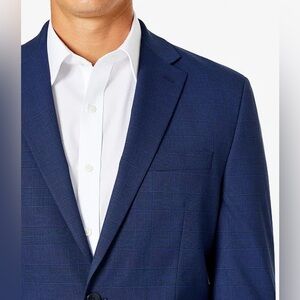 NWT Van Heusen Classic Suit Jacket in Navy Plaid - Size 36S